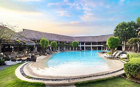Bluewater Maribago Beach Resort